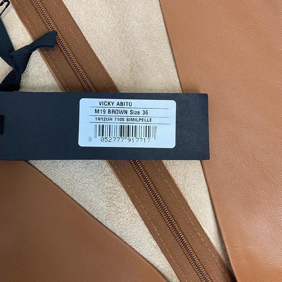 Pinko belted faux leather dress - Picture 9 of 13